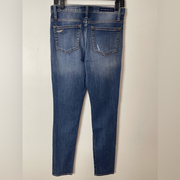 Rock & Republic Berlin Blue Distressed Ripped Jeans Women’s Size 6 - Picture 3 of 14